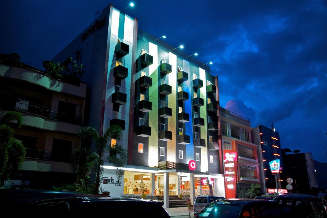 Amaris Hotel Ambon Exterior foto