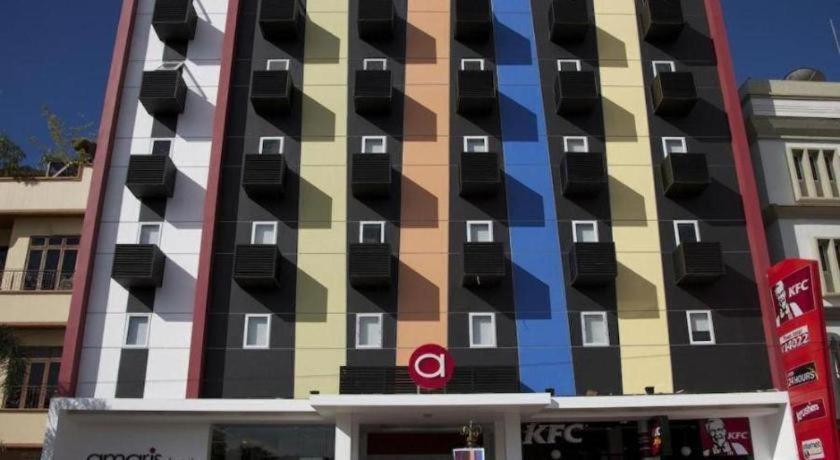 Amaris Hotel Ambon Exterior foto