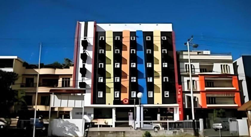 Amaris Hotel Ambon Exterior foto
